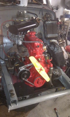 Ferdigmontert motor med midlertidig tank :-)